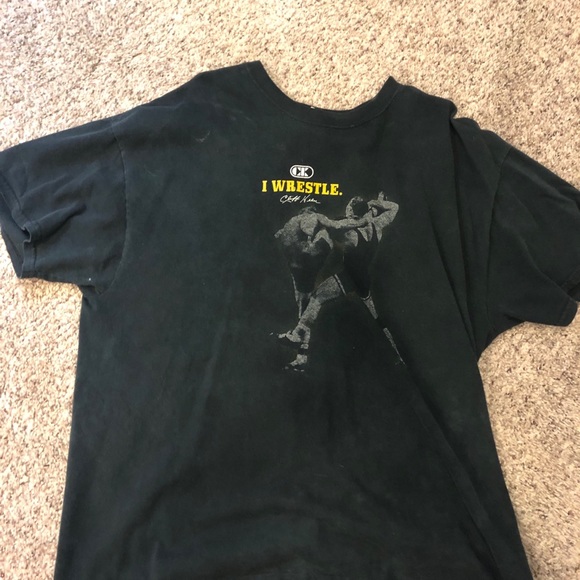 Mens t-shirt. - Picture 2 of 2